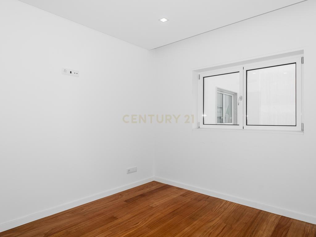 Apartamento T3 a estrear - Centro de Lisboa - Image 14